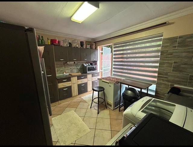 3 BEDROOM PROPERTY TO RENT IN ROOIHUISKRAAL